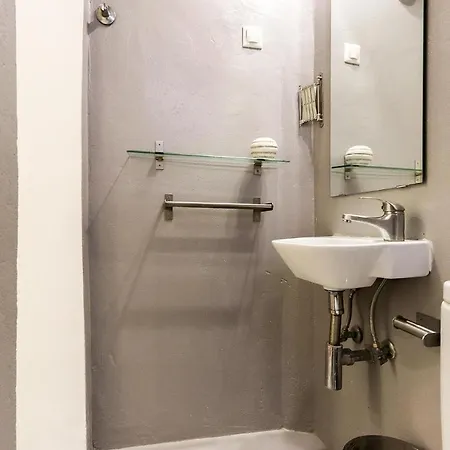 Bairro Alto Blue & By Homing Apartment