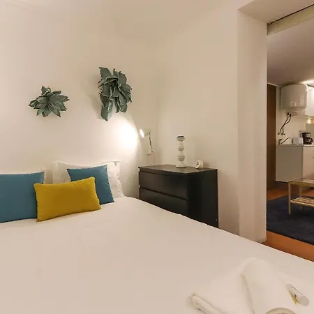 Apartment Bairro Alto Blue & By Homing