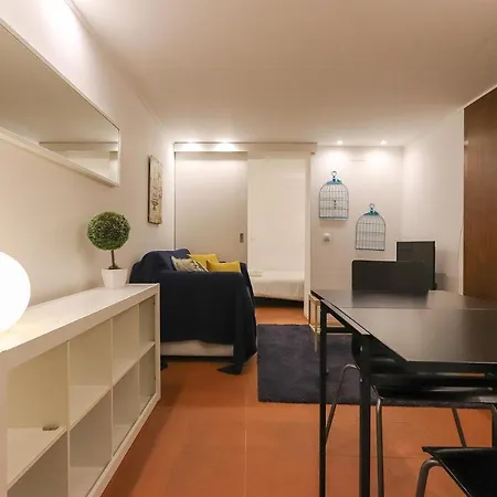 Bairro Alto Blue & By Homing Apartment